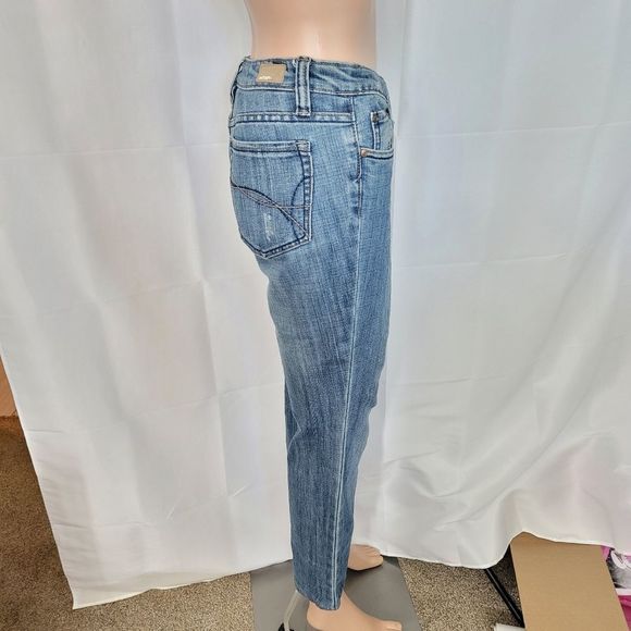 Refuge- Woman’s Jean's, Sz. 11R - Picture 3 of 9